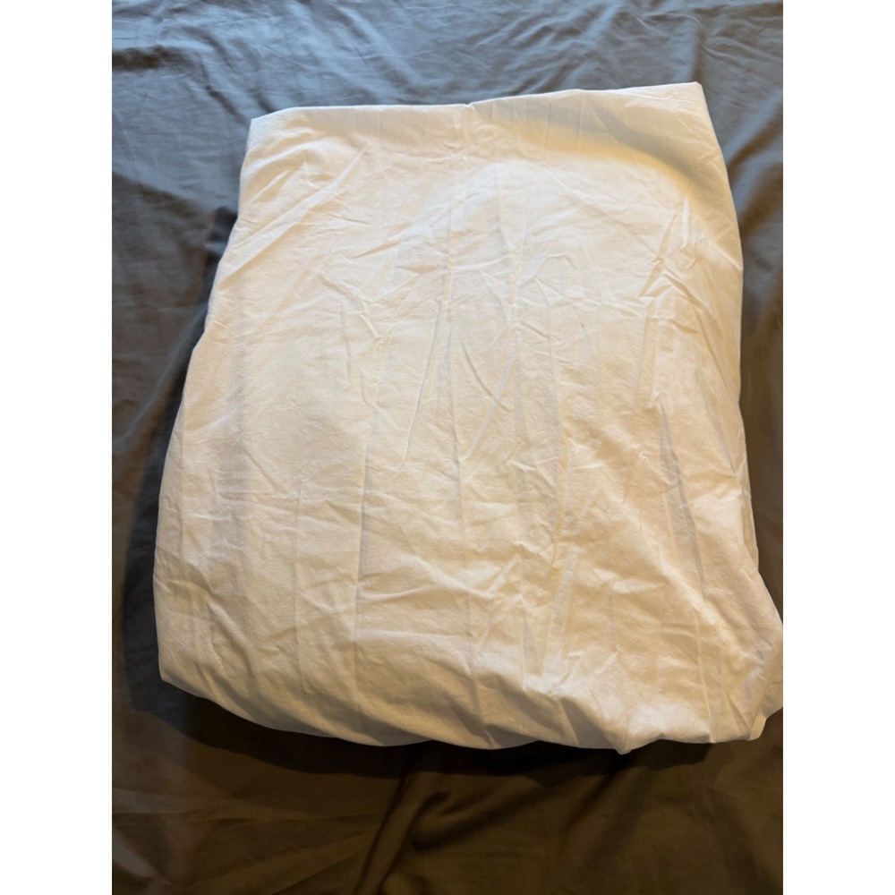 Pottery Barn White 100% Organic Cotton Queen fitted Sheet